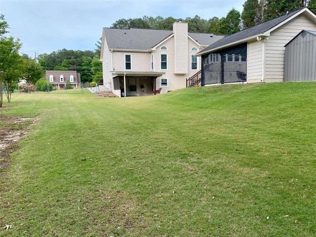 2822 Green Road, Loganville, GA 30052