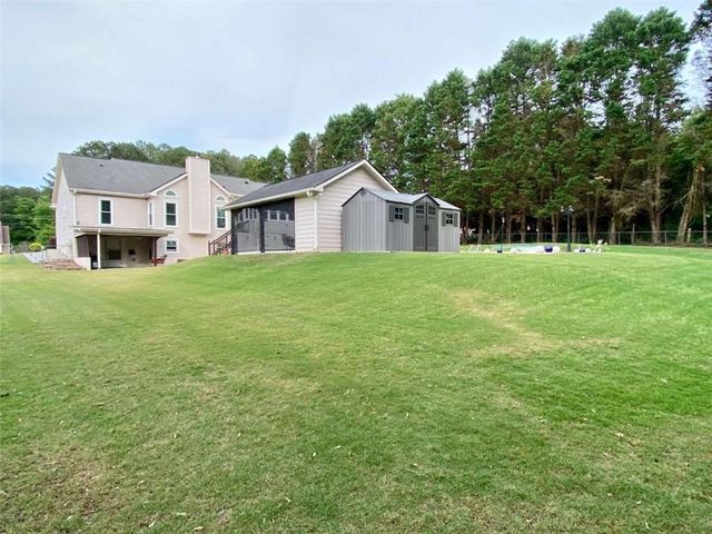 2822 Green Road, Loganville, GA 30052