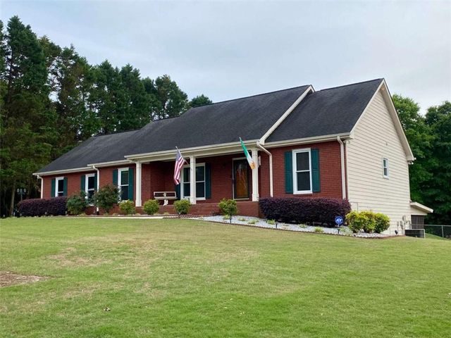 2822 Green Road, Loganville, GA 30052