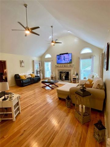 2822 Green Road, Loganville, GA 30052