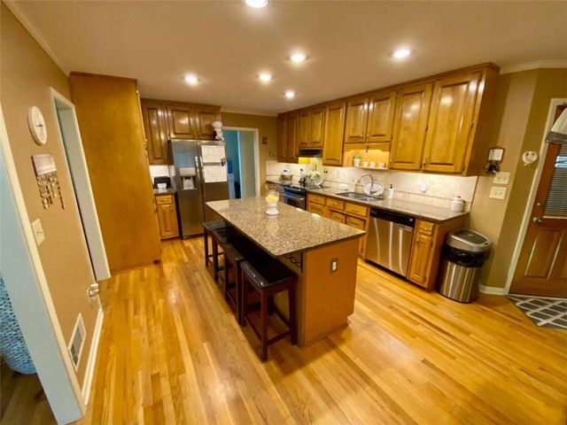 2822 Green Road, Loganville, GA 30052