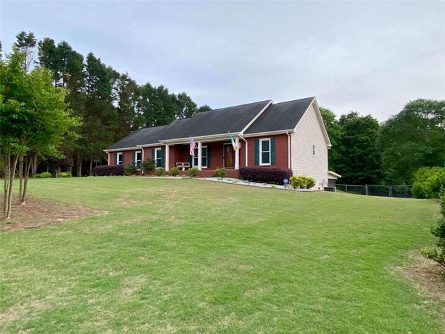 2822 Green Road, Loganville, GA 30052