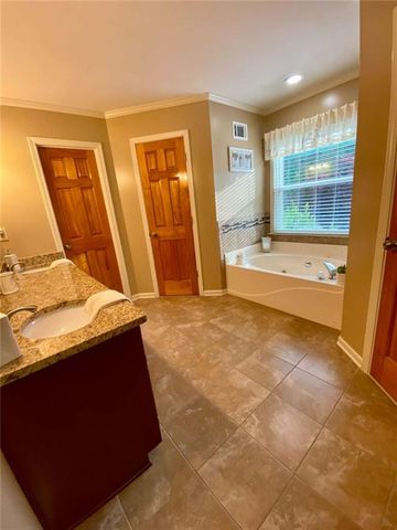 2822 Green Road, Loganville, GA 30052