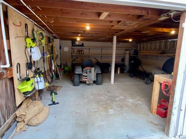 2822 Green Road, Loganville, GA 30052
