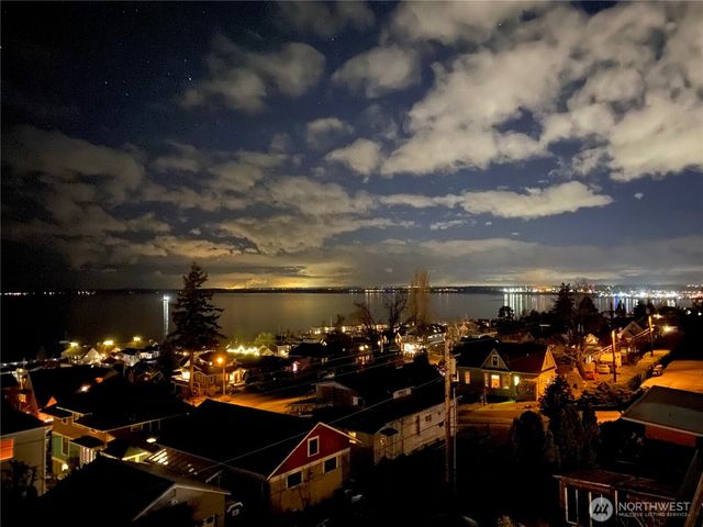 934 14th Street, Bellingham, WA 98225