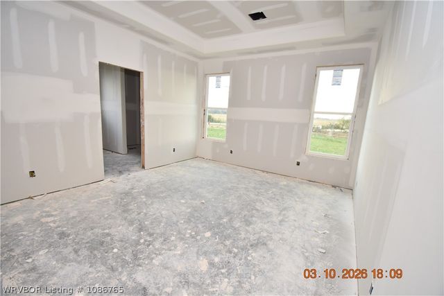 2028 Prairie Fire Drive, Sallisaw, OK 74955