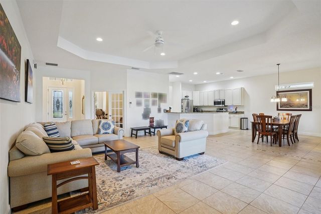 10144 LAKE MIONA WAY, Oxford, FL 34484