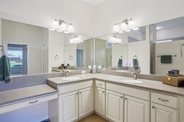 10144 LAKE MIONA WAY, Oxford, FL 34484