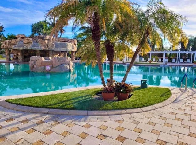 10144 LAKE MIONA WAY, Oxford, FL 34484