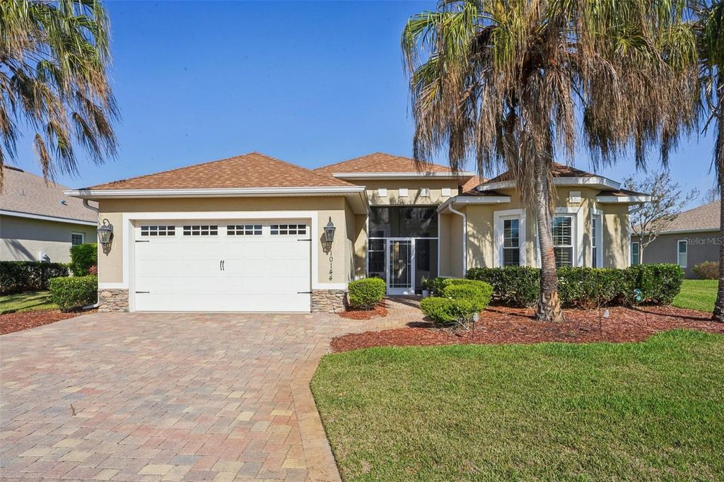 Image 2 of property listing at 10144 LAKE MIONA WAY, Oxford, FL 34484