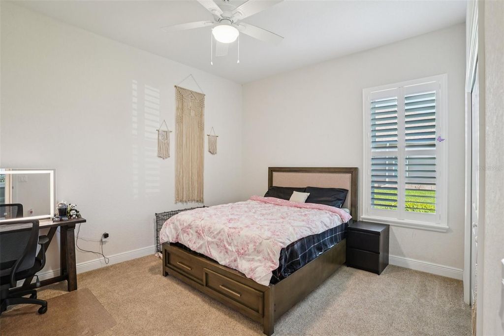 Image 30 of property listing at 10144 LAKE MIONA WAY, Oxford, FL 34484