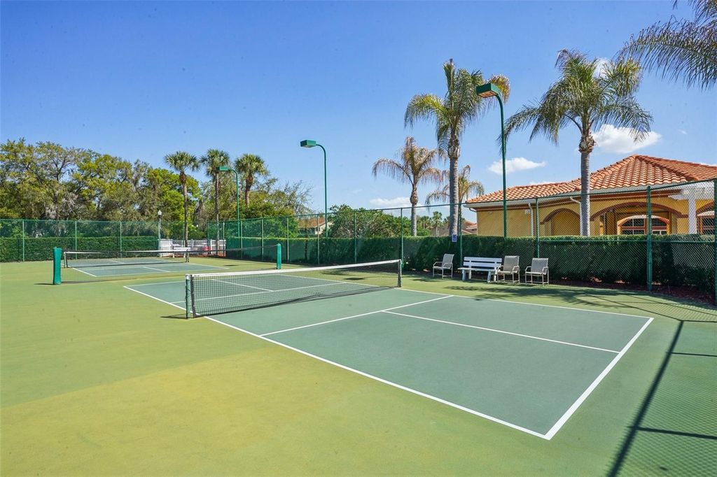 Image 50 of property listing at 10144 LAKE MIONA WAY, Oxford, FL 34484