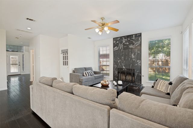 7735 Worthing Street, Dallas, TX 75252