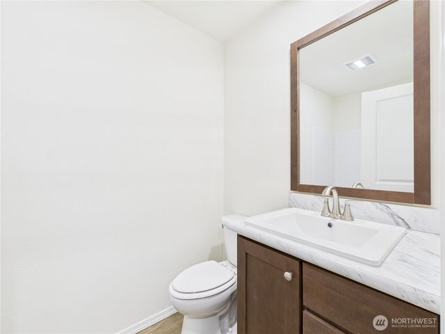 19 B S Garden Avenue, Rock Island, WA 98850