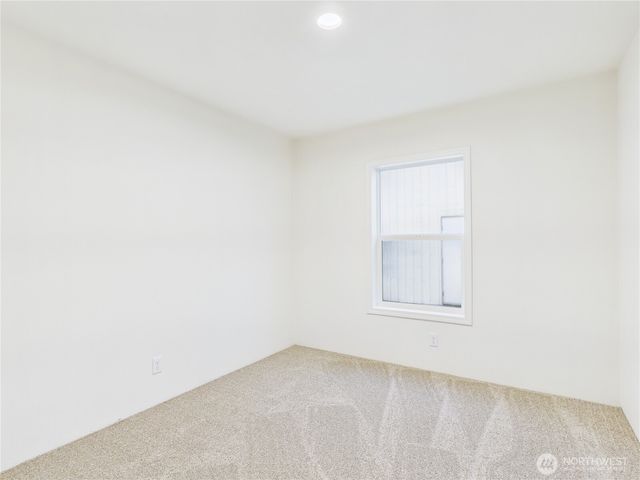 19 B S Garden Avenue, Rock Island, WA 98850