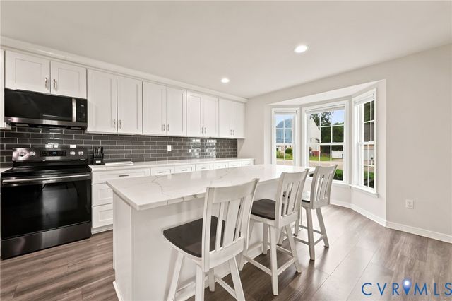 8443 Shepherds Watch Dr, Chesterfield, VA 23832