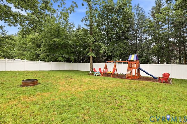 8443 Shepherds Watch Dr, Chesterfield, VA 23832