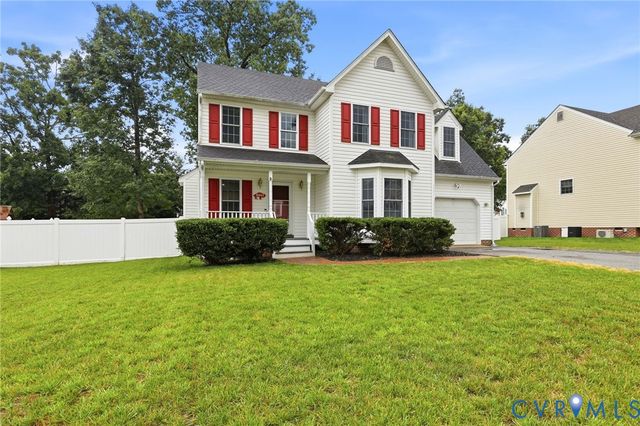 8443 Shepherds Watch Dr, Chesterfield, VA 23832
