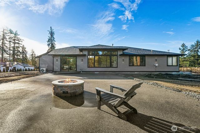 3325 232nd Street E, Spanaway, WA 98387