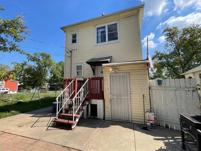 15736 Lathrop Avenue, Harvey, IL 60426