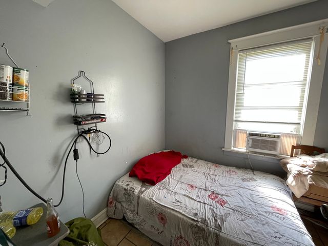 15736 Lathrop Avenue, Harvey, IL 60426