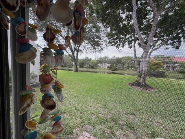 212 Lake Susan Lane, West Palm Beach, FL 33411