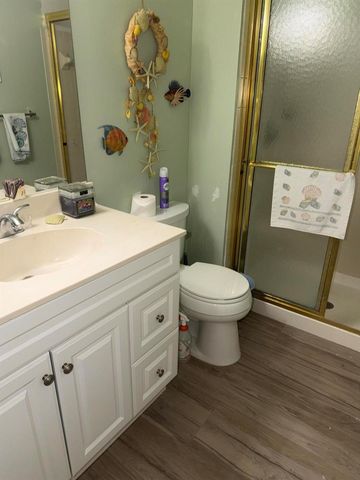 212 Lake Susan Lane, West Palm Beach, FL 33411