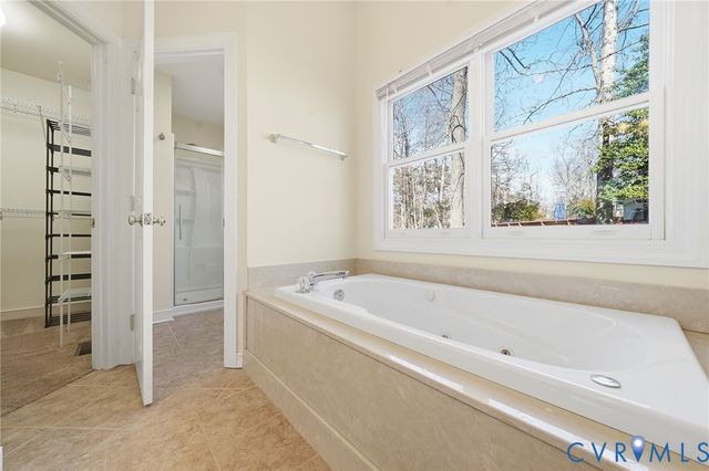 4404 Stoney Creek Pky, Chester, VA 23831