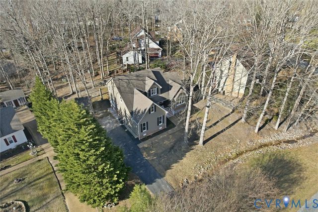 4404 Stoney Creek Pky, Chester, VA 23831