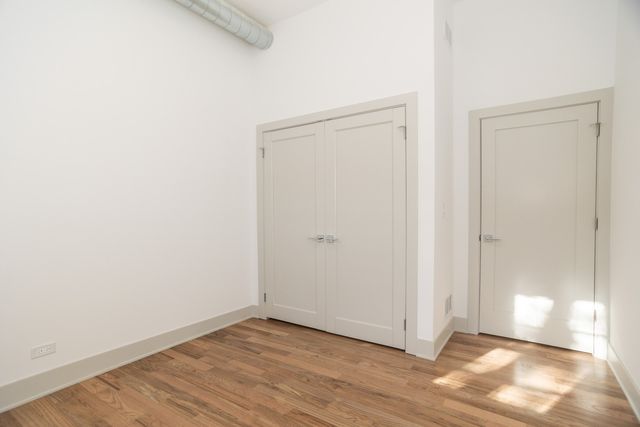 2028 N OAKLEY Avenue 1F, Chicago, IL 60647