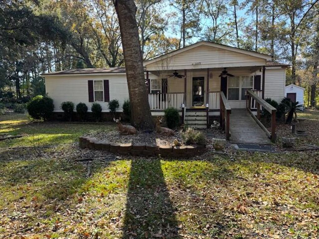 242 Bluebird Lane, Moncks Corner, SC 29461