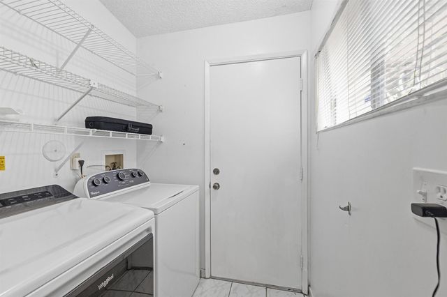 8128 Summerbreeze Lane, Boca Raton, FL 33496