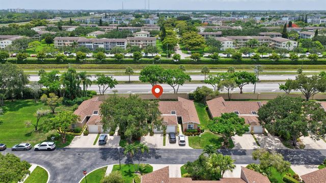 8128 Summerbreeze Lane, Boca Raton, FL 33496