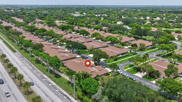 8128 Summerbreeze Lane, Boca Raton, FL 33496