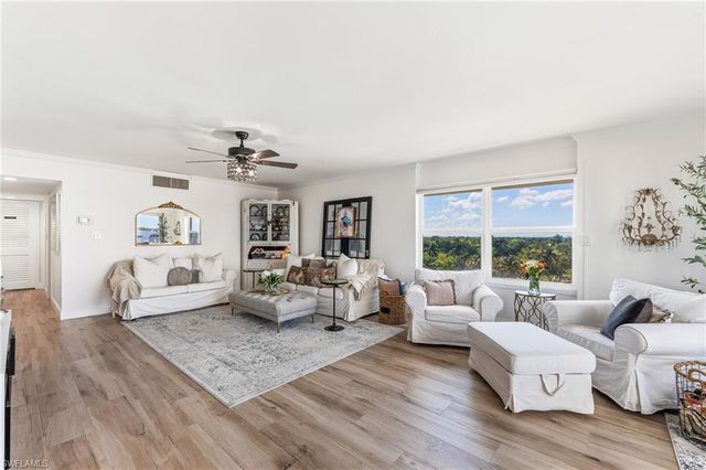 2350 W 1st ST 801, Fort Myers, FL 33901