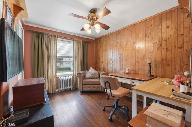 65 Carteret St, Bloomfield Twp., NJ 07003