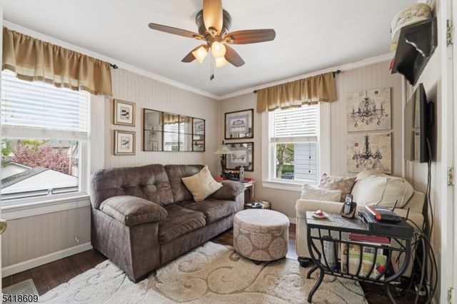 65 Carteret St, Bloomfield Twp., NJ 07003