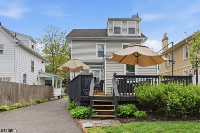 65 Carteret St, Bloomfield Twp., NJ 07003