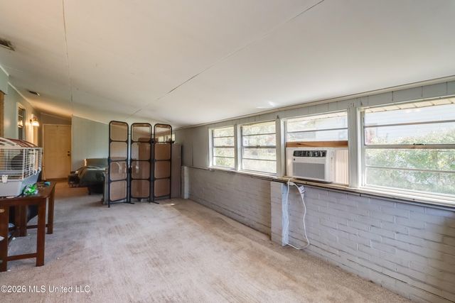 2168 Alice Drive, Biloxi, MS 39531