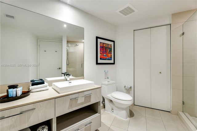 4111 S Ocean Drive 1405, Hollywood, FL 33019