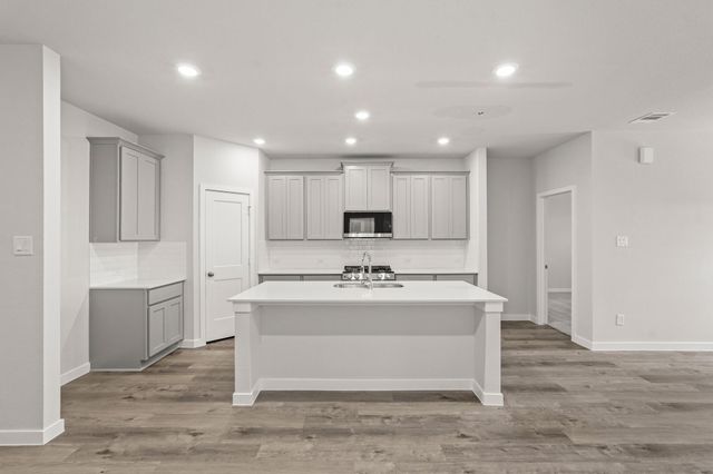 117 Rising Cedar Lane, Hockley, TX 77447