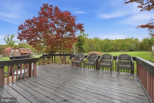 1197 W BRISTOL RD, Warminster, PA 18974