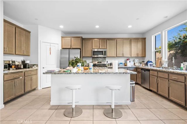 2829 E Clementine Drive, Ontario, CA 91762