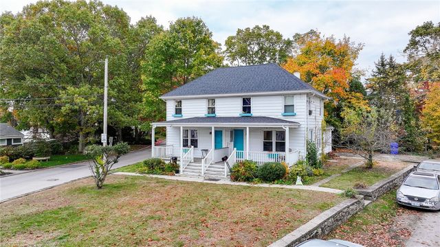 916 BULLOCKS PT Avenue, East Providence, RI 02916