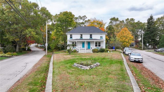 916 BULLOCKS PT Avenue, East Providence, RI 02916