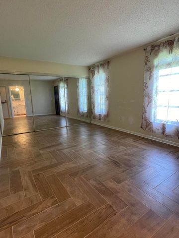 5360 Lakefront Boulevard A, Delray Beach, FL 33484