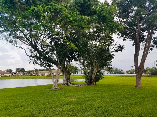 5360 Lakefront Boulevard A, Delray Beach, FL 33484
