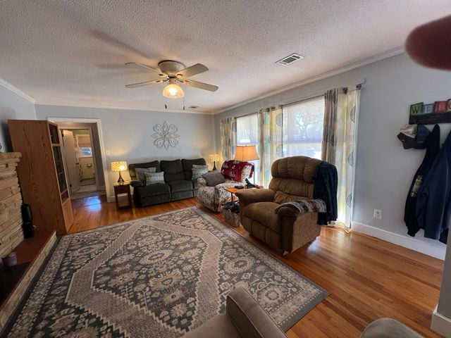 111 Newington Road, Summerville, SC 29485