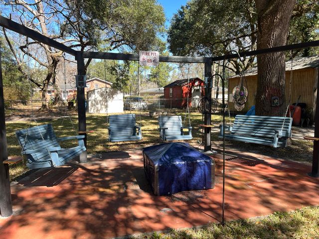 111 Newington Road, Summerville, SC 29485