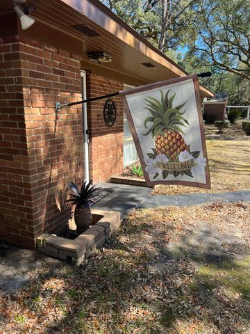 111 Newington Road, Summerville, SC 29485